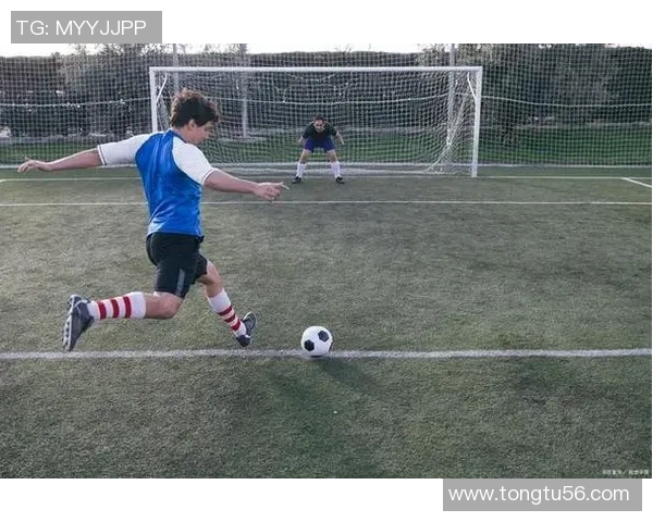 掌握足球捏法技巧提升球技的五个实用建议与训练方法分享